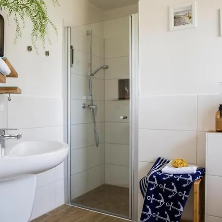 Vakantiehuis Luxushaus Boddenkueste Mit Sauna Fuhlendorf (Mecklenburg-Vorpommern)